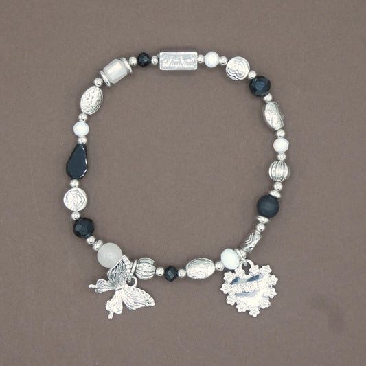 Bracelet avec charms " Papillon " Collection Noir des Taureaux Camarguais