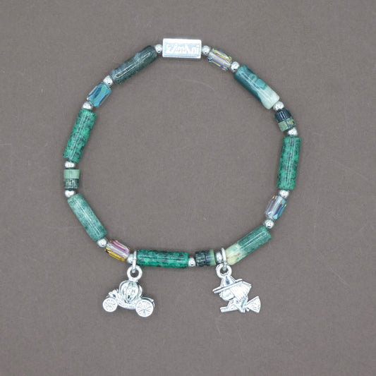 Bracelet avec Charms " Sorcière " Collection Vert des Guarrigues