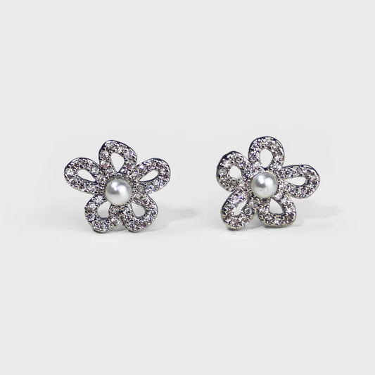 Boucles d'oreilles à tige Kamani « Fleur de perle »